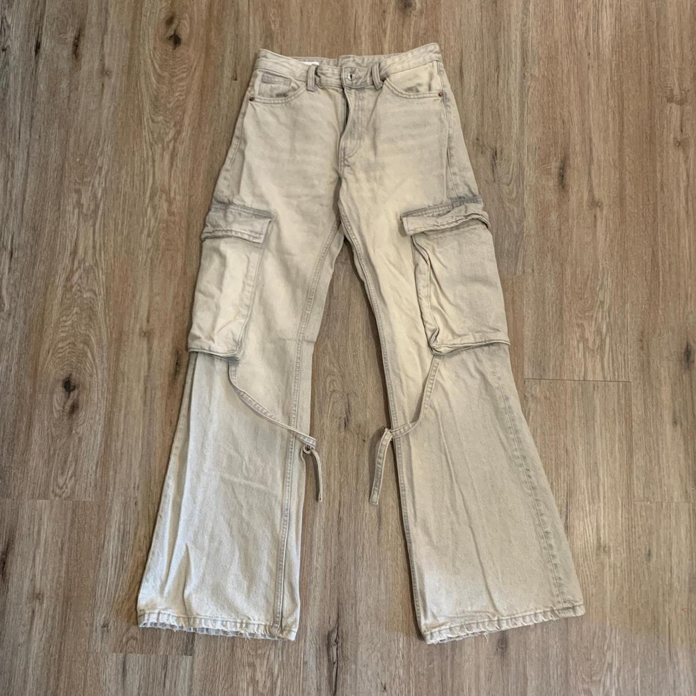 Zara flare wide leg cargo denim jeans w/ side patch pockets - size 0 womens